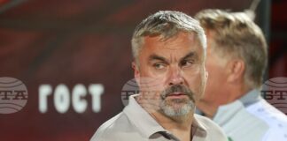 Турският Трабзонспор ще отправи оферта до Манчестър Юнайтед за откупуването на вратаря Андре Онана след настояване на треньора Томас Райс