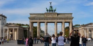 В Германия е отбелязано увеличение на броя на кандидатстванията за убежище, но дългосрочната тенденция за спад се запазва