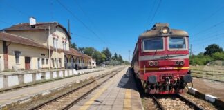 Възстановено е движението на влаковете в участъка Бойчиновци – Мърчево