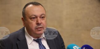 Внесохме сигнал в прокуратурата да се проверят обстоятелствата при договорите за индексация за мантинели, каза Хамид Хамид от ДПС