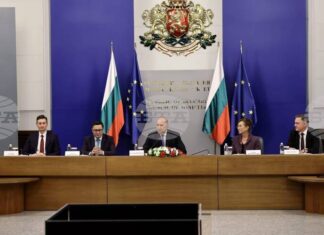 Вратите на България са широко отворени за германския бизнес, каза премиерът Радев пред делегация на Източната комисия на германската икономика