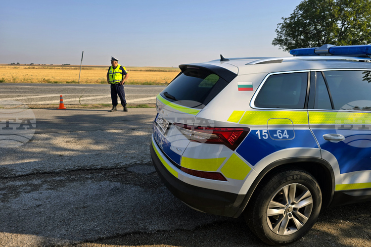 Временно е ограничено движението при 170-и км по пътя I-1 Ребърково – Лютидол, съобщиха от АПИ